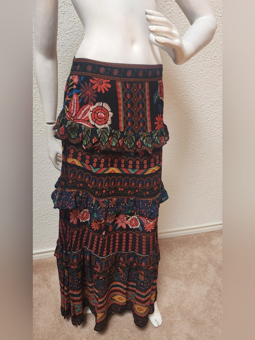 FARM Rio Black Tiered Maxi Skirt with Multicolor Floral Size Small